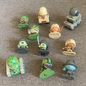 MGA Awesome Little Green Men Army Figure Lot